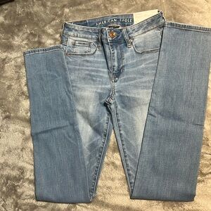 American eagle medium bright indigo. Super stretch skinny jeans. Size 2 Long